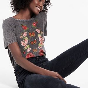 Lucky brand gray floral butterfly graphic tee S
